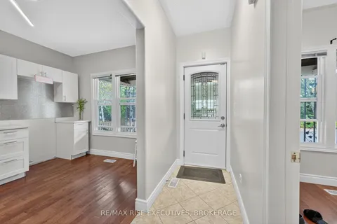 47 Livingston Street, ON K7L 4L1