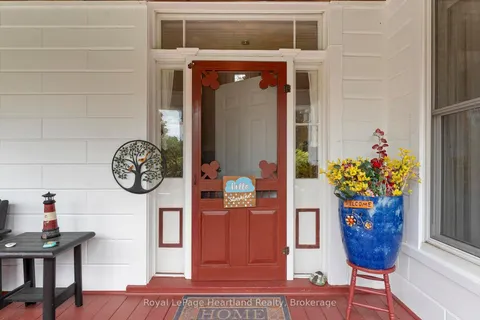 133 ST GEORGES Crescent, ON N7A 2M1