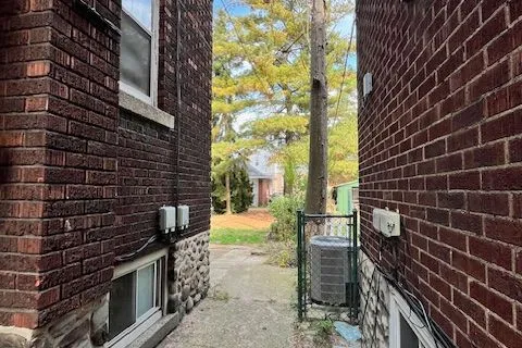 732 Mill Street, ON N9C 2S2