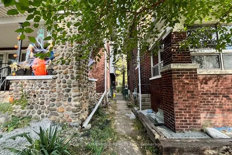 732 Mill Street, ON N9C 2S2