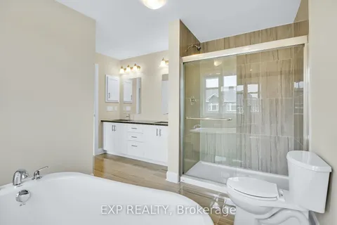 15 Reynolds Avenue, ON K7C 0W4