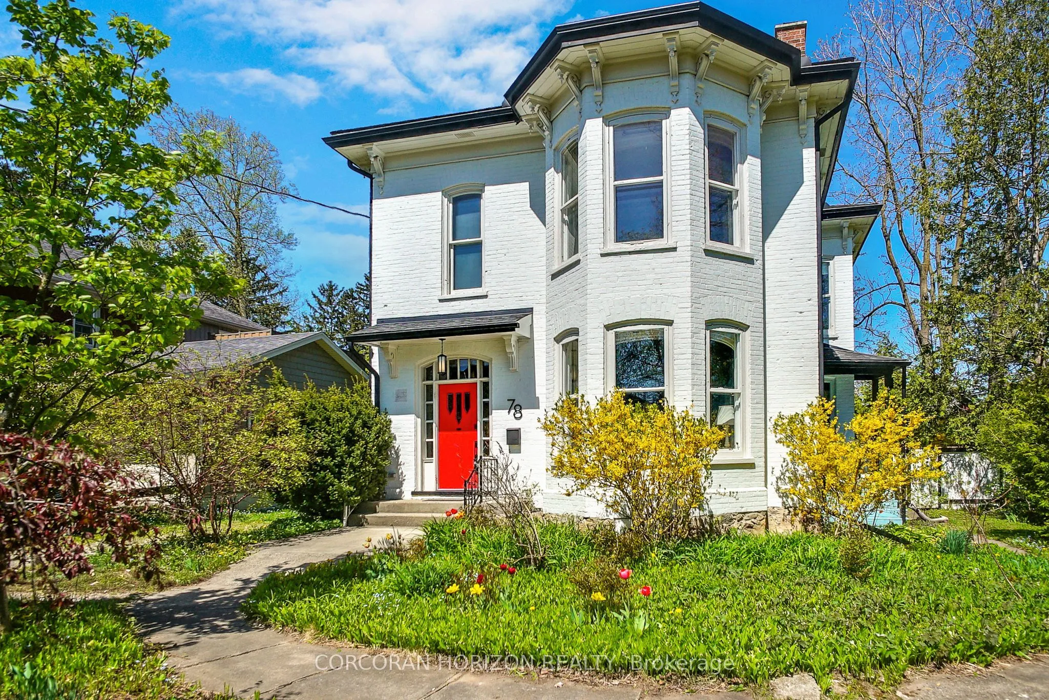 78 William Street, ON N2L 1J7