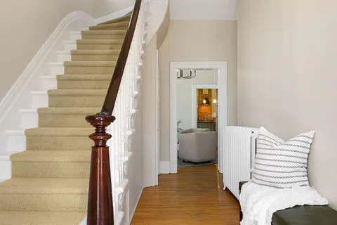 78 William Street, ON N2L 1J7