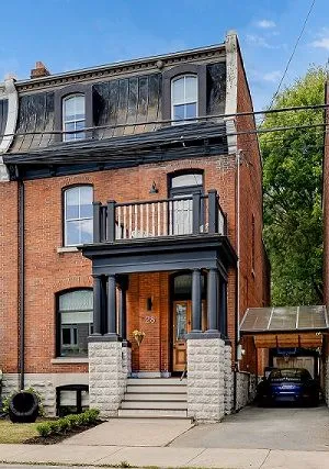 28 Wellington Street, ON K7L 3C1