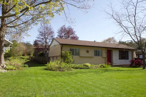 746112 Township Road 4 Road, ON N4S 7V9