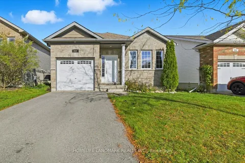 352 Blacksmith Way, ON K9L 0B4