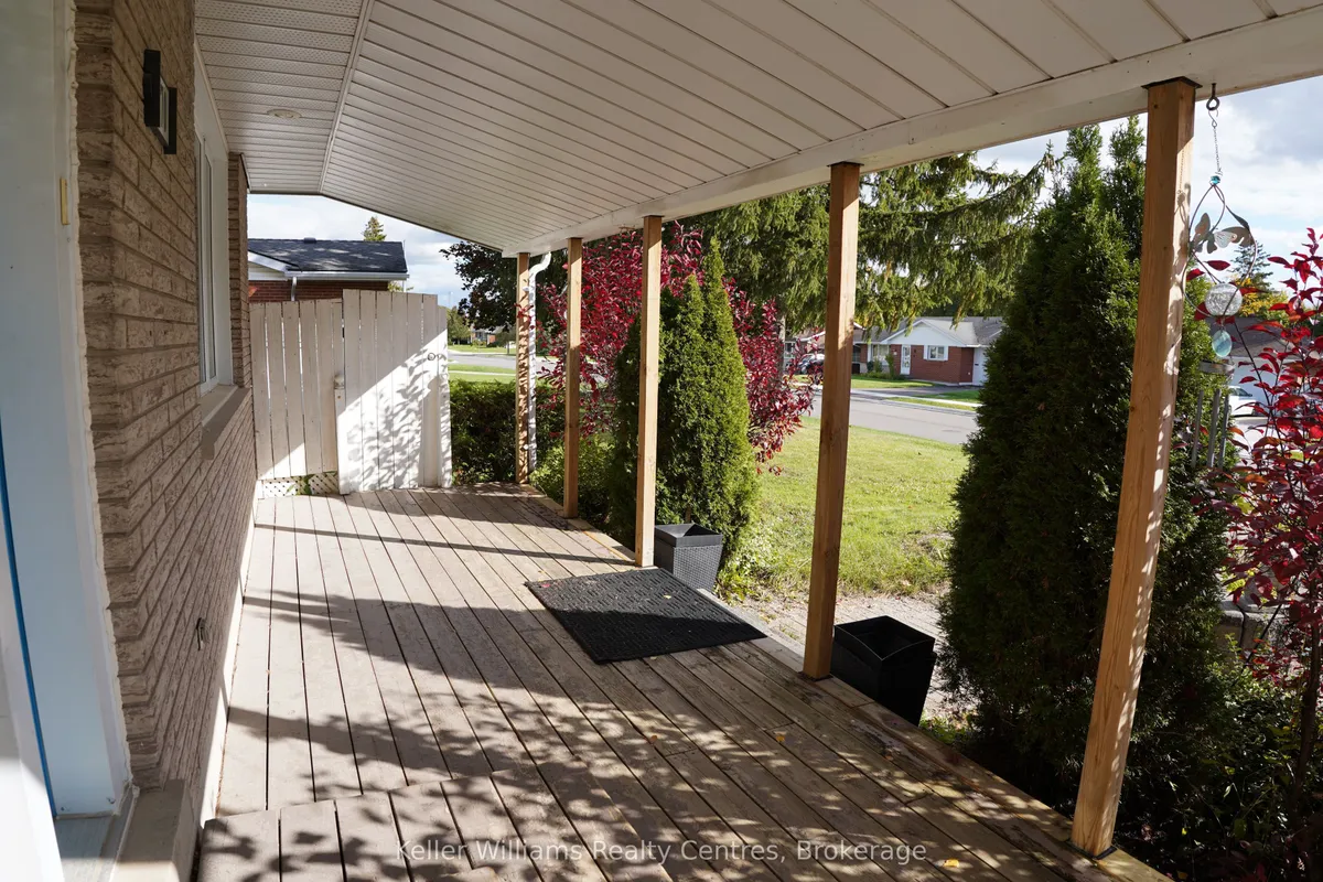 470 7th Street, ON N4N 2J4