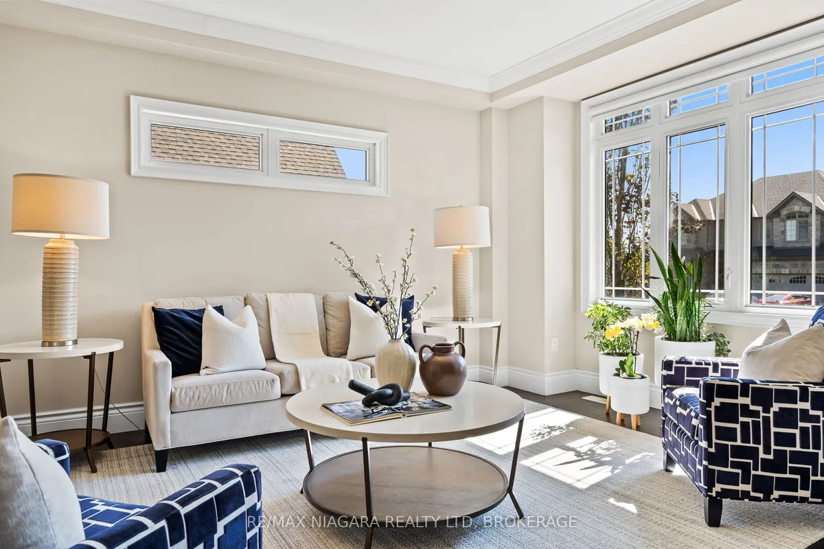 54 Philmori Boulevard, ON L0S 1E5