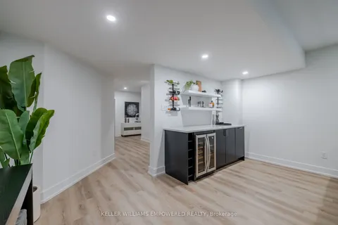 1611 Upper West Avenue, ON N6K 0M2