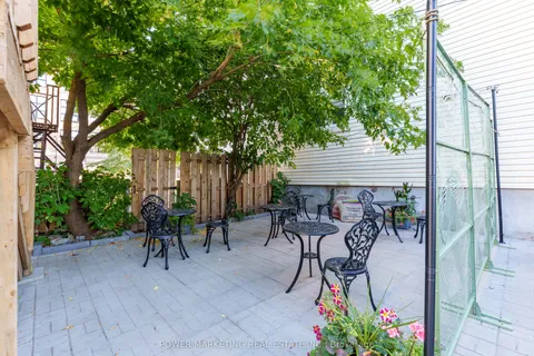 684 BRONSON Avenue, ON K1S 4E9