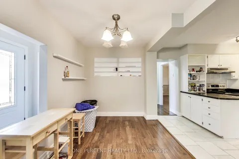 68 Harold Court, ON L8S 2R9