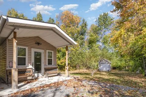 4633 Albion Road, ON K1X 1A4