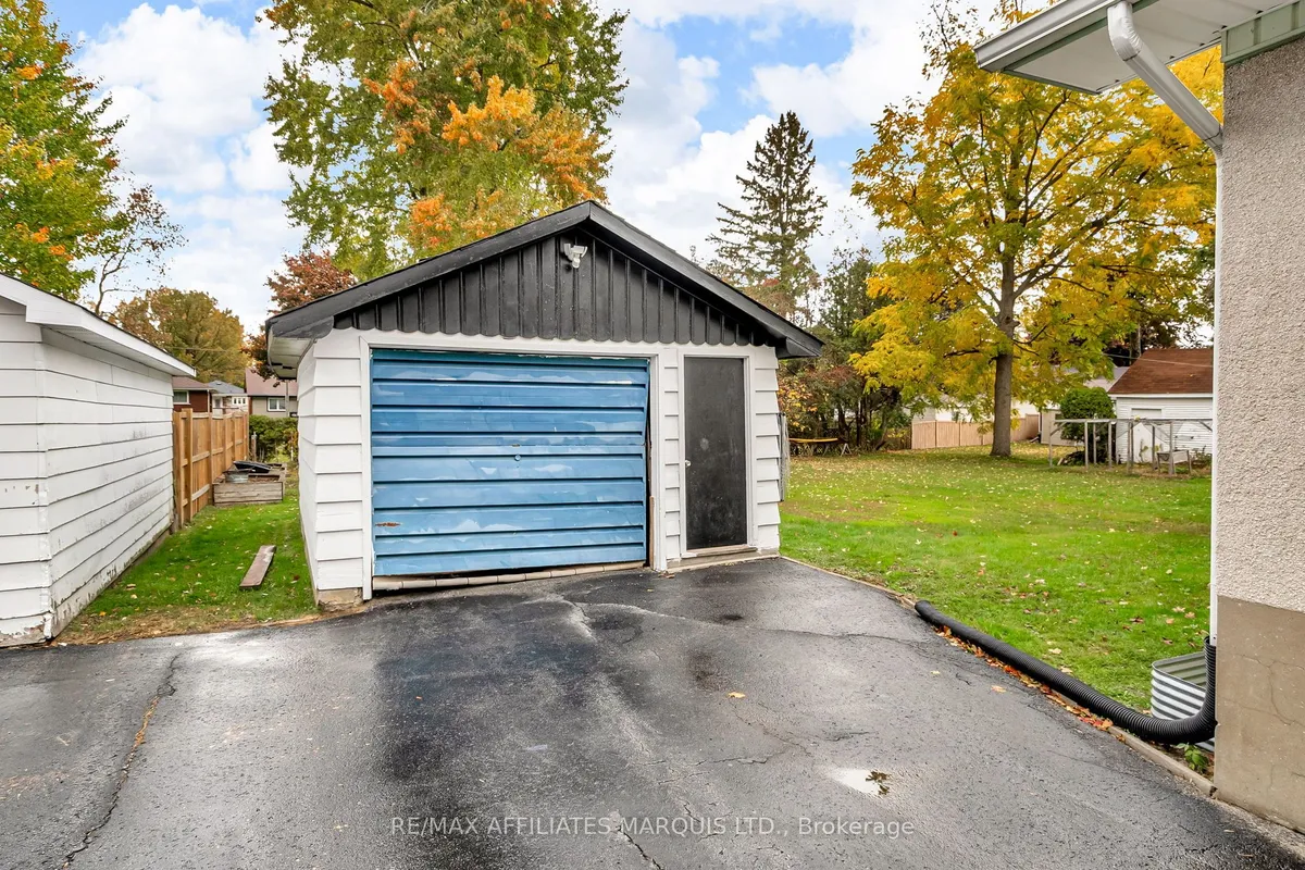 1205 Osborne Avenue, ON K6J 1L2