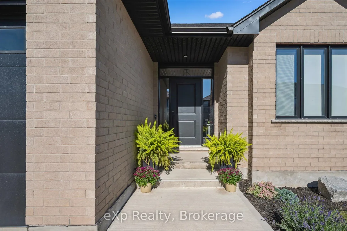 86 Rea Drive, ON N1M 0H5