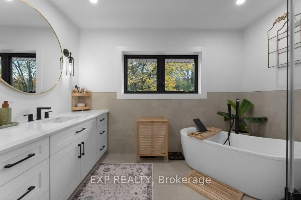 3169 King Street, ON L0R 2C0