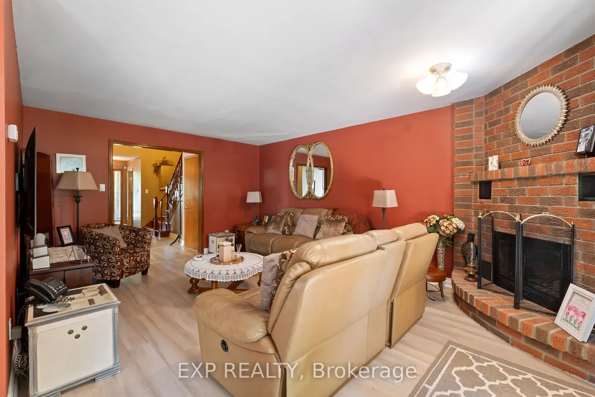 38 Capri Street, ON L2V 4S8