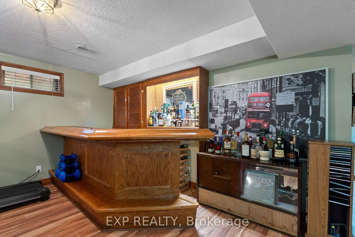 38 Capri Street, ON L2V 4S8