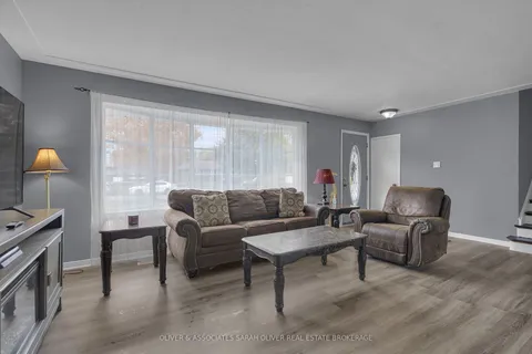 1502 Perth Avenue, ON N5V 2M5