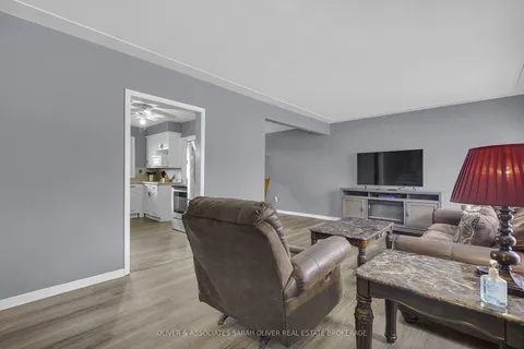 1502 Perth Avenue, ON N5V 2M5