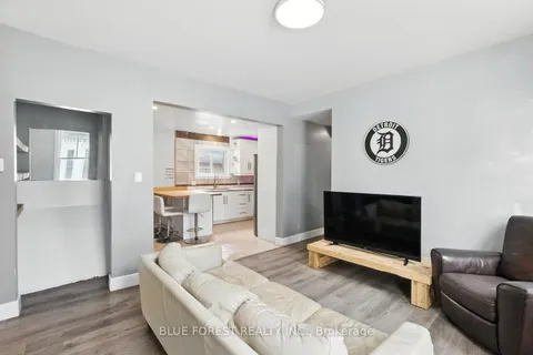 358 Simcoe Street, ON N6B 1J7