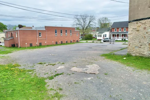 100 Garden Street, ON K7G 1H9