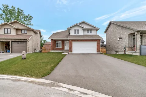 54 Lanark Drive, ON K8N 0G7