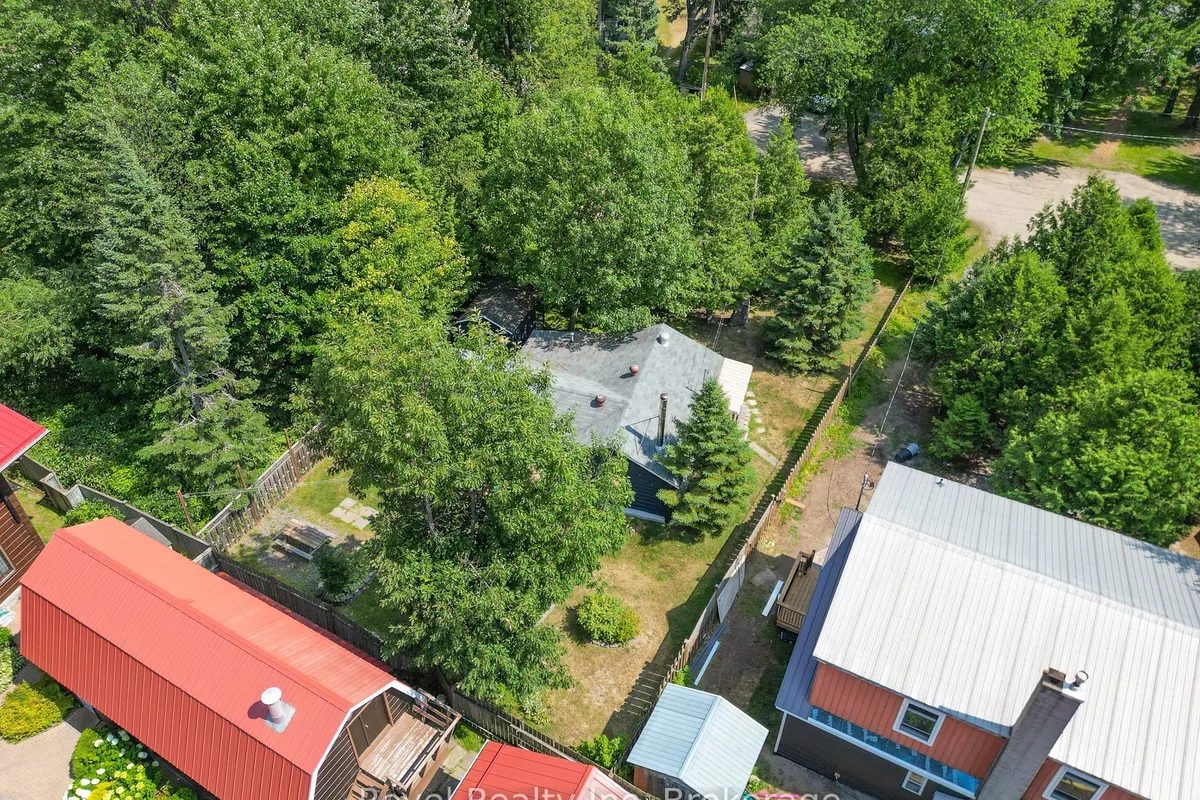 14 Mowat Crescent, ON P1A 1R5