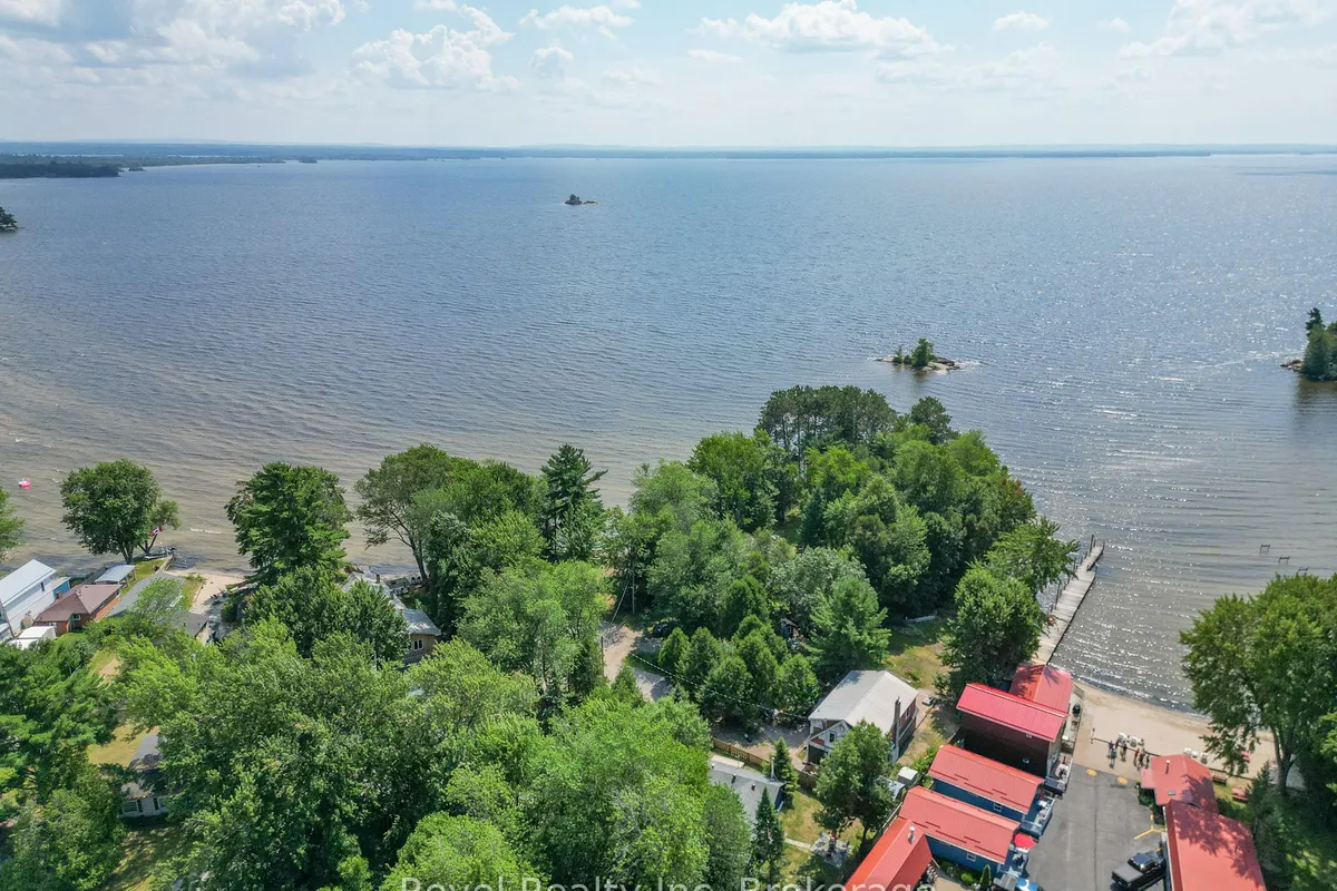 14 Mowat Crescent, ON P1A 1R5