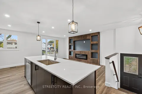 1128 Overlea Crescent, ON N7S 4E4