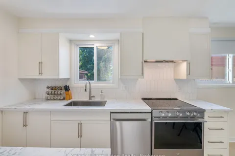 153 Dudhope Avenue, ON N1R 4T9