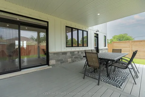 162 Princeton Terrace, ON N6K 0L5