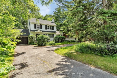 2026-2028 Carling Avenue, ON K2A 1G2