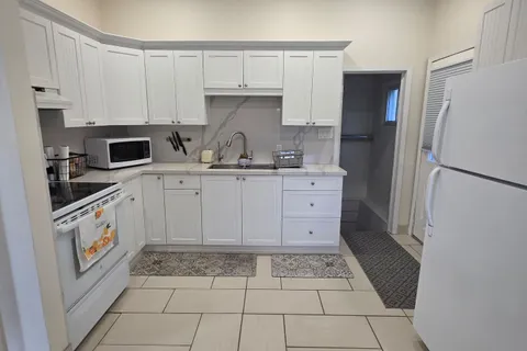 183 McGuire Beach Road, ON K0M 2B0