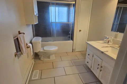 183 McGuire Beach Road, ON K0M 2B0