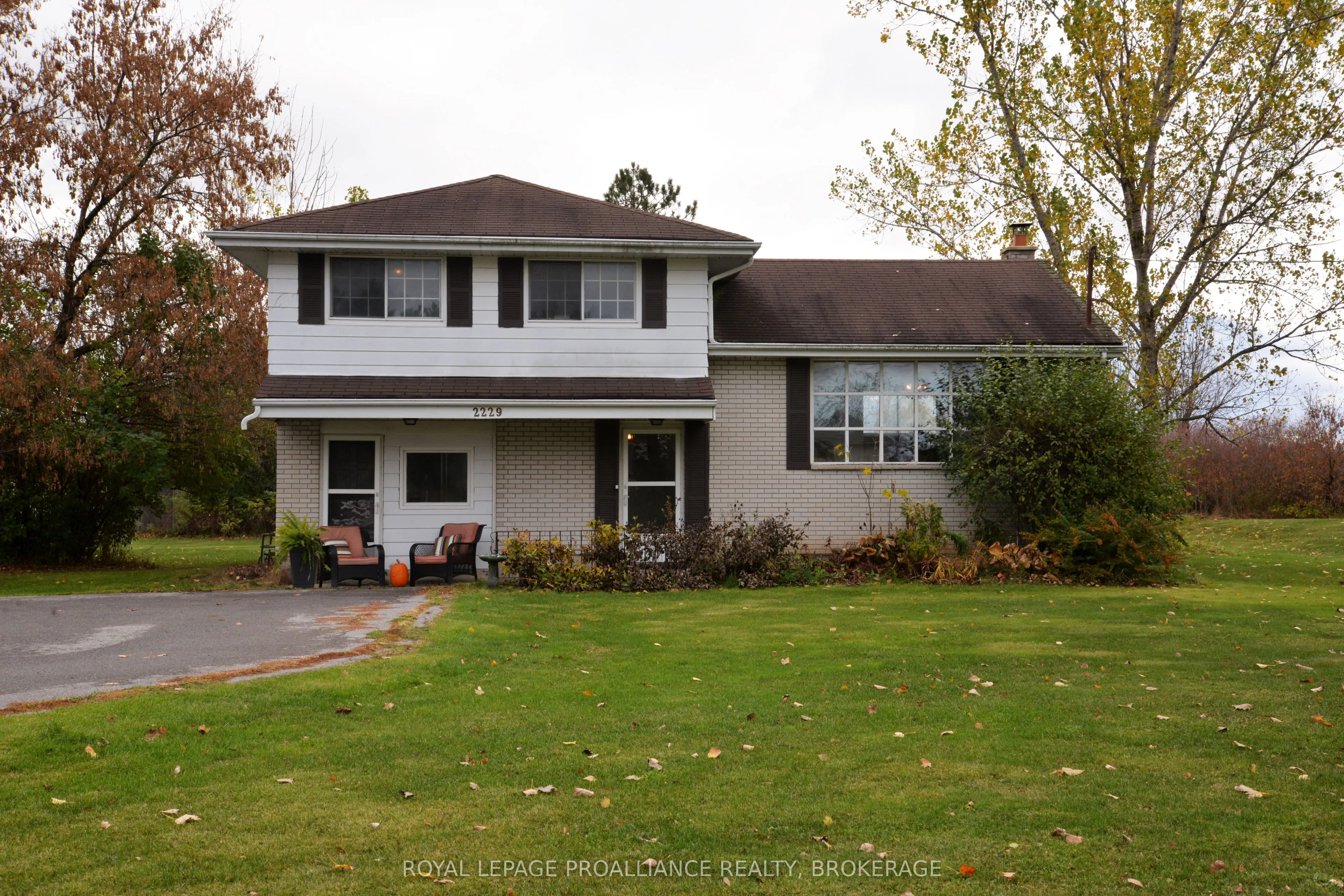 2229 Paul Boulevard, ON K7L 4V3