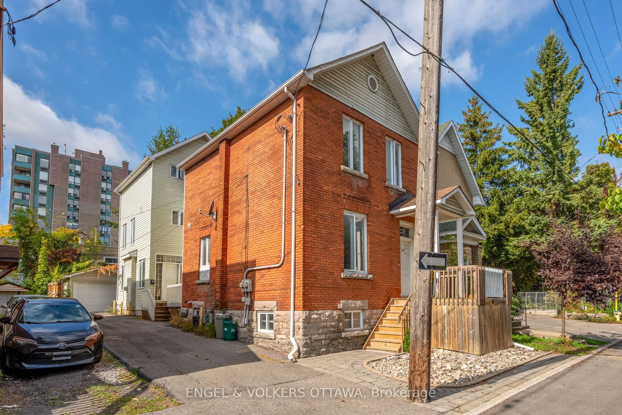 116 Cambridge Street, ON K1R 7A7