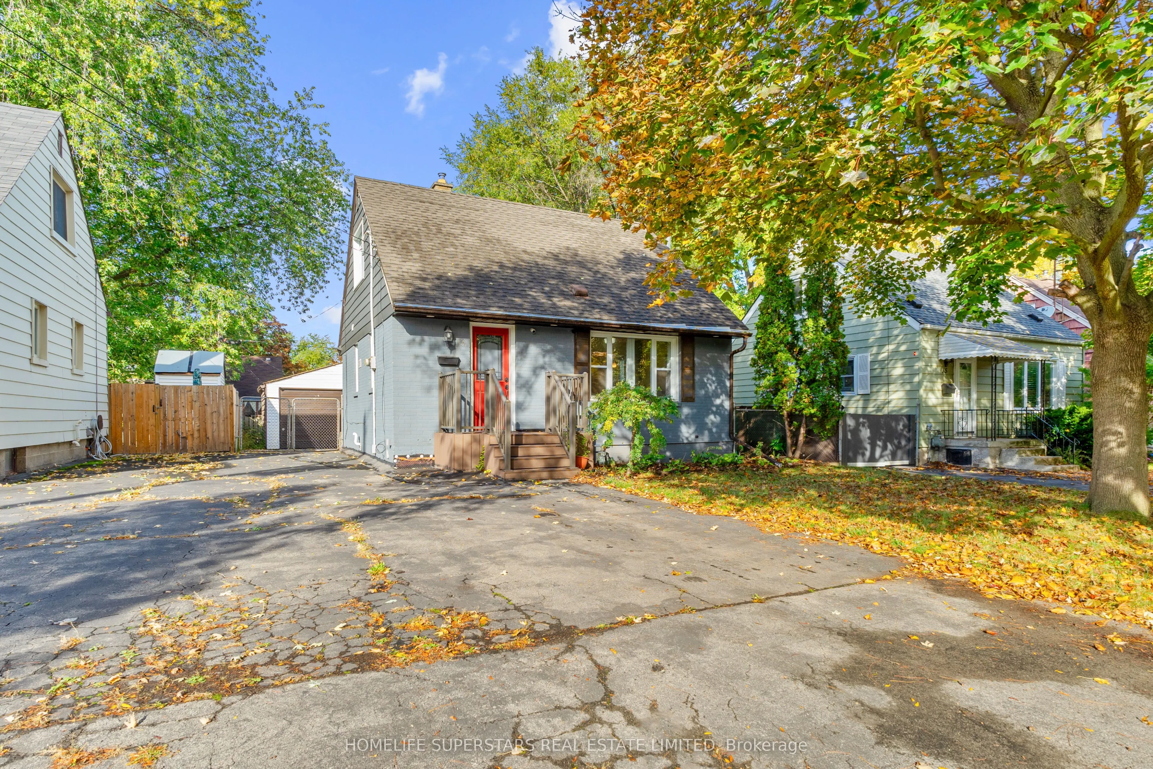 13 Lewis Street, ON L8H 6C3