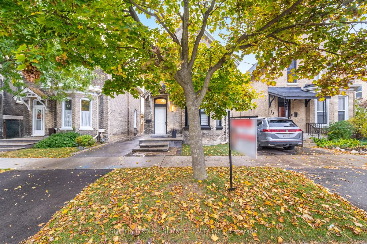 10 PEARL Street, ON N3T 3N4