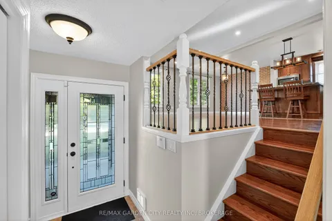 4 Jeanette Drive, ON L2N 6M4