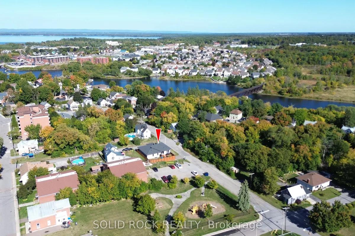 47 Mill Lane, ON K7S 1L1