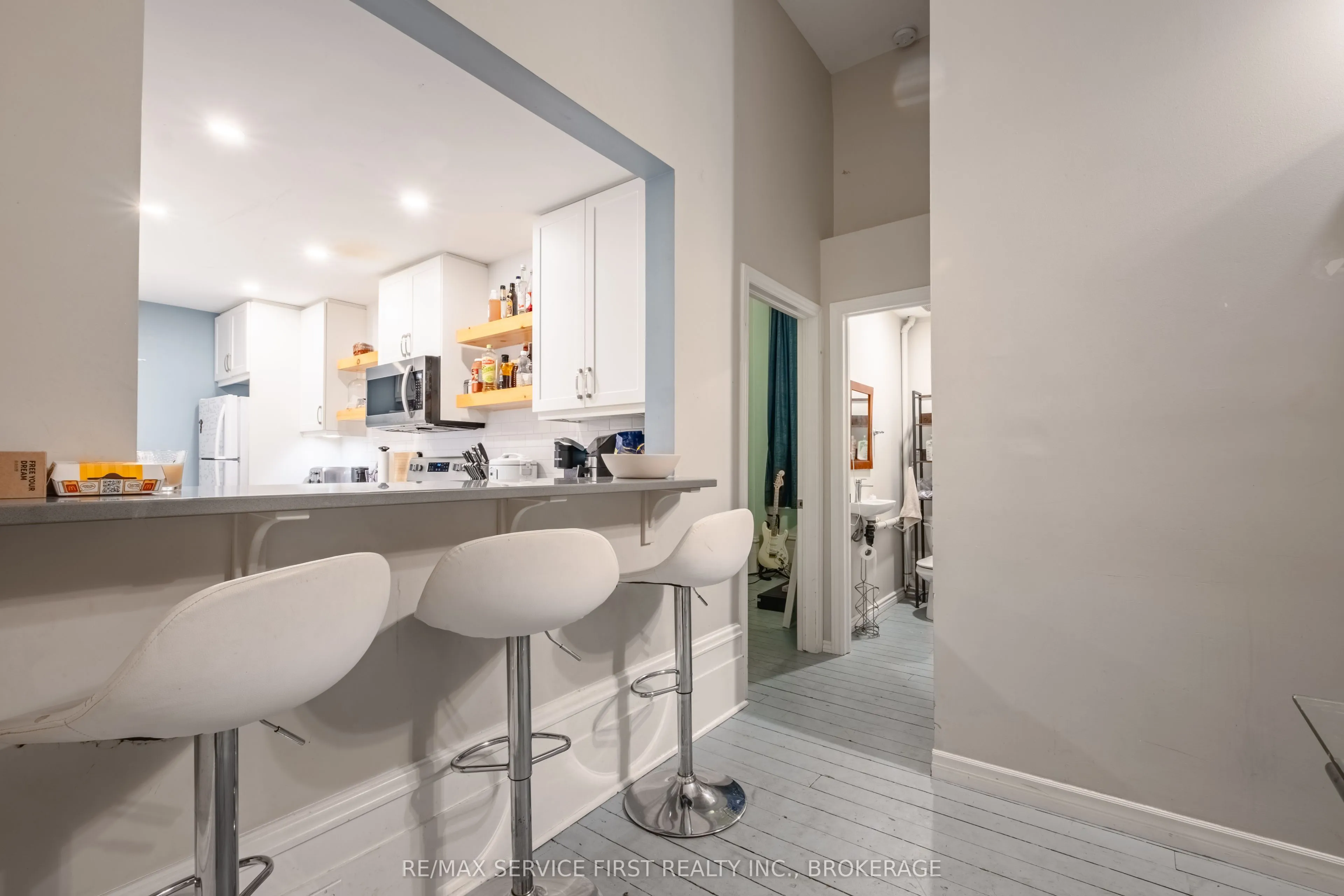 94 Sydenham Street, ON K7L 3H4