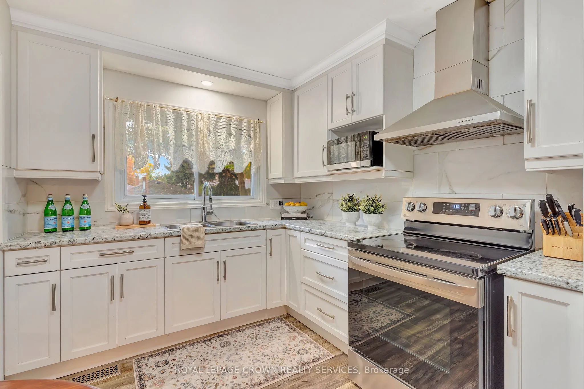 29 Pusey Boulevard, ON N3R 2S1