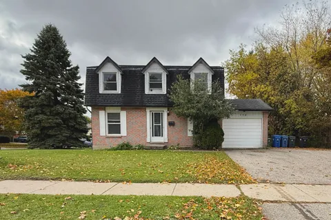 779 Scottsdale Drive, ON N1G 3N7