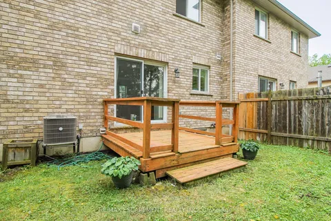 27B Walnut Street, ON L2T 1H6