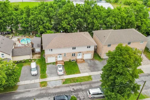 27B Walnut Street, ON L2T 1H6