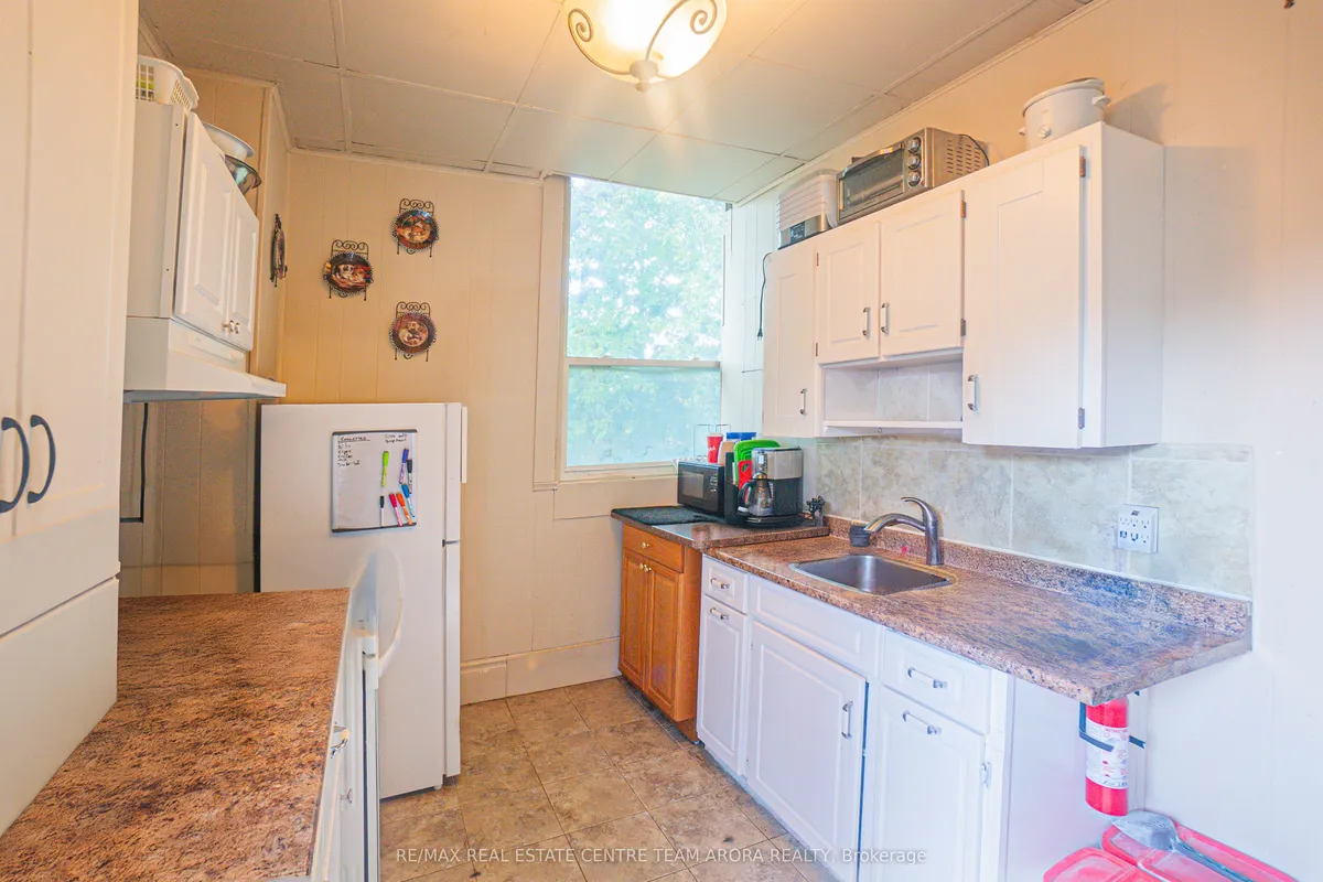 19 QUINTE VIEW Drive, ON K8V 5P5