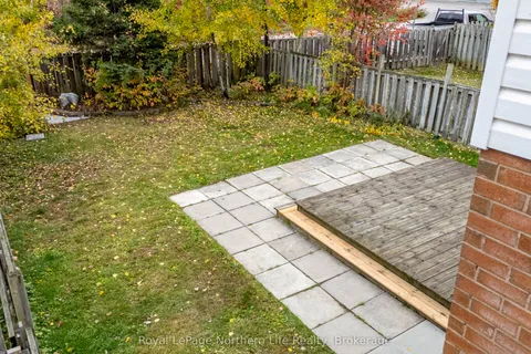 348 Champlain Street, ON P1B 9P9