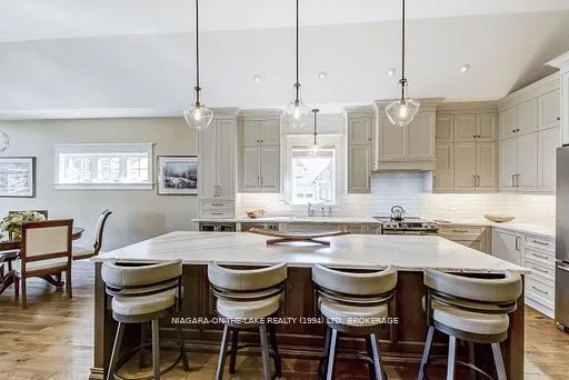 12 Stoneridge Crescent, ON L0S 1J1