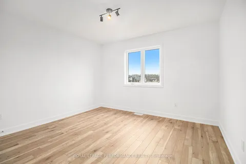 94 RUTILE Street, ON K4K 0M6