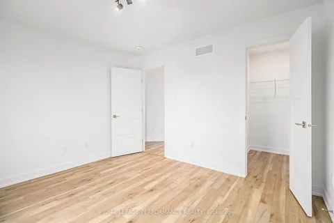 94 RUTILE Street, ON K4K 0M6